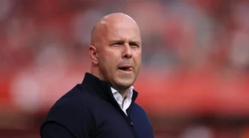 جوارديولا يعزز قمة ليفربول ومانشستر سيتي بأساليب تكتيكية تضمن إثارة المباراة دون ملل